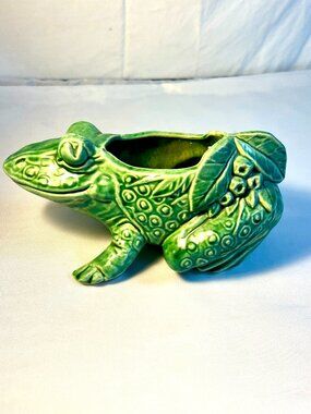 Vintage McCoy Pottery Green Frog Planter USA - B4